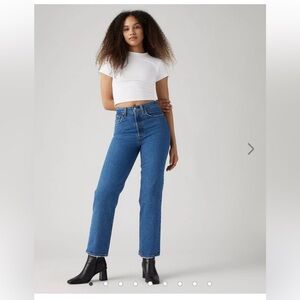 Levi’s Ribcage Straight Ankle - 27